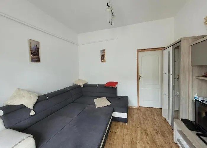 度假居 Na Parterze 波别罗沃